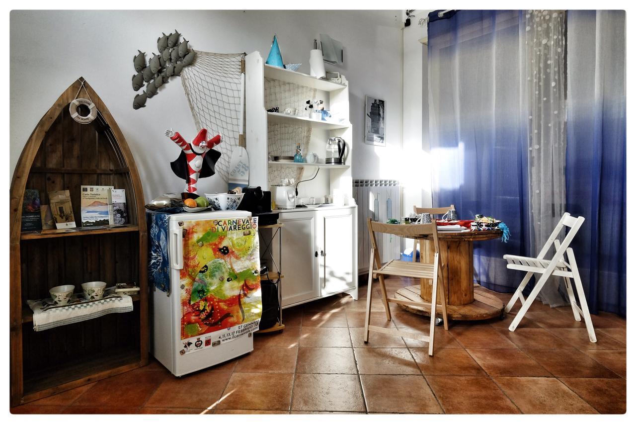 La Casa Sul Molo Bed and Breakfast Βιαρέτζιο Εξωτερικό φωτογραφία