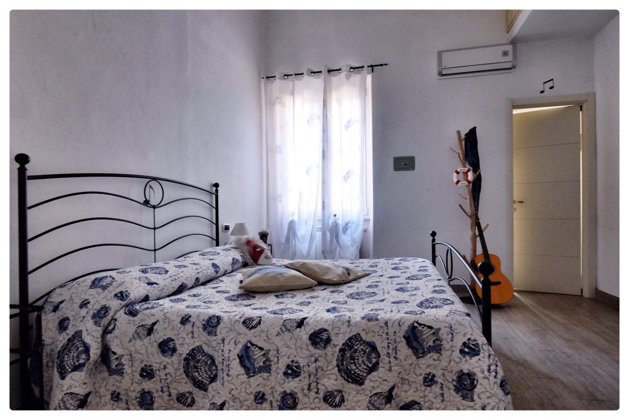 La Casa Sul Molo Bed and Breakfast Βιαρέτζιο Εξωτερικό φωτογραφία