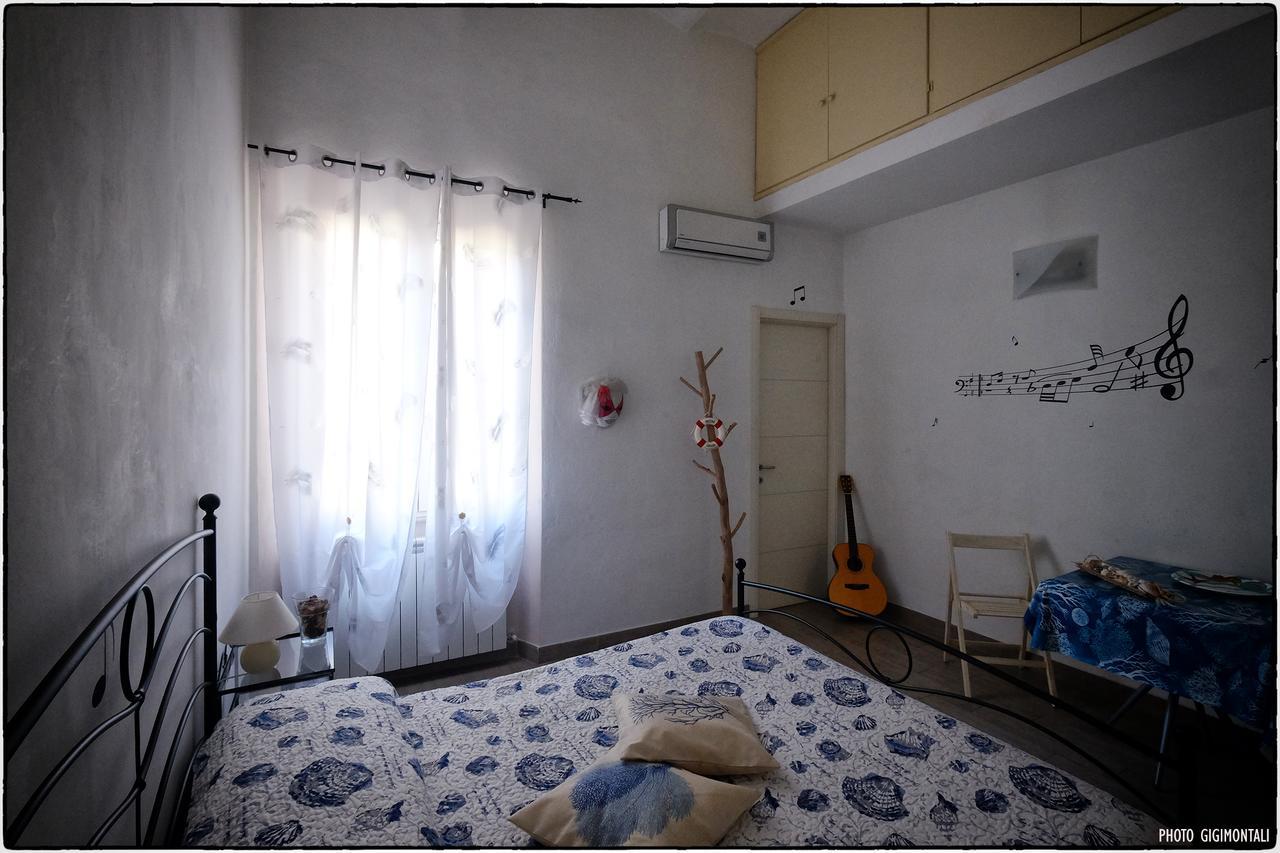La Casa Sul Molo Bed and Breakfast Βιαρέτζιο Δωμάτιο φωτογραφία